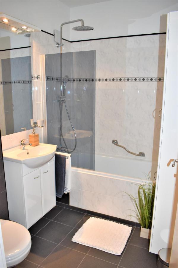 Apartment D 'Freizeit บัดกอยเซิร์น ภายนอก รูปภาพ